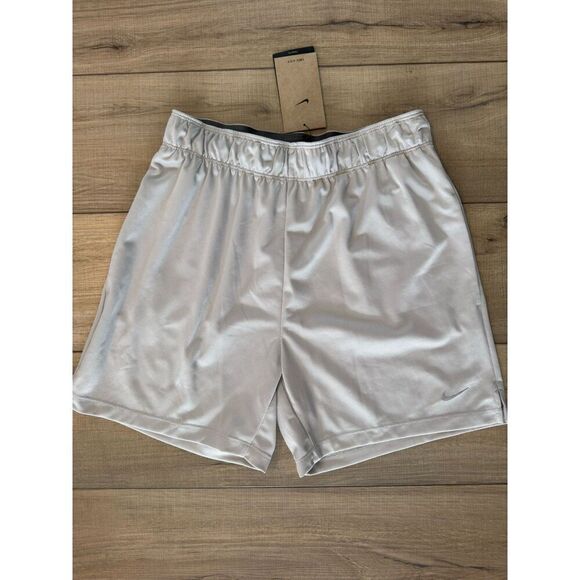 Nike Women's Dri-FIT Loose Fit  Training Shorts S Small Grey 2 Side pockets NWT - Picture 2 of 4
